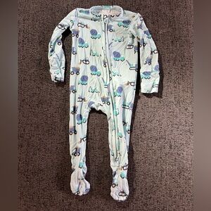 Posh Peanut Construction Footie